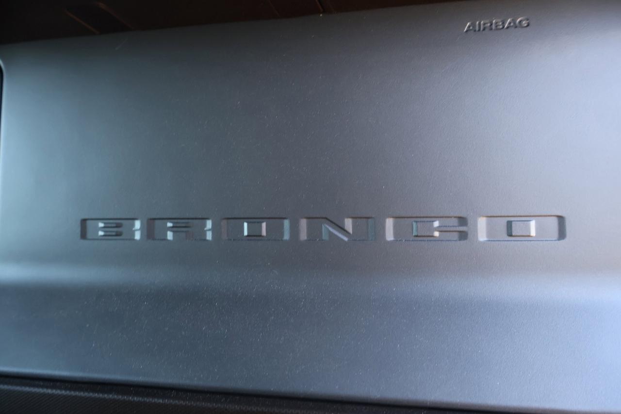 2023 Ford Bronco | | Heated Mirrors | Photo