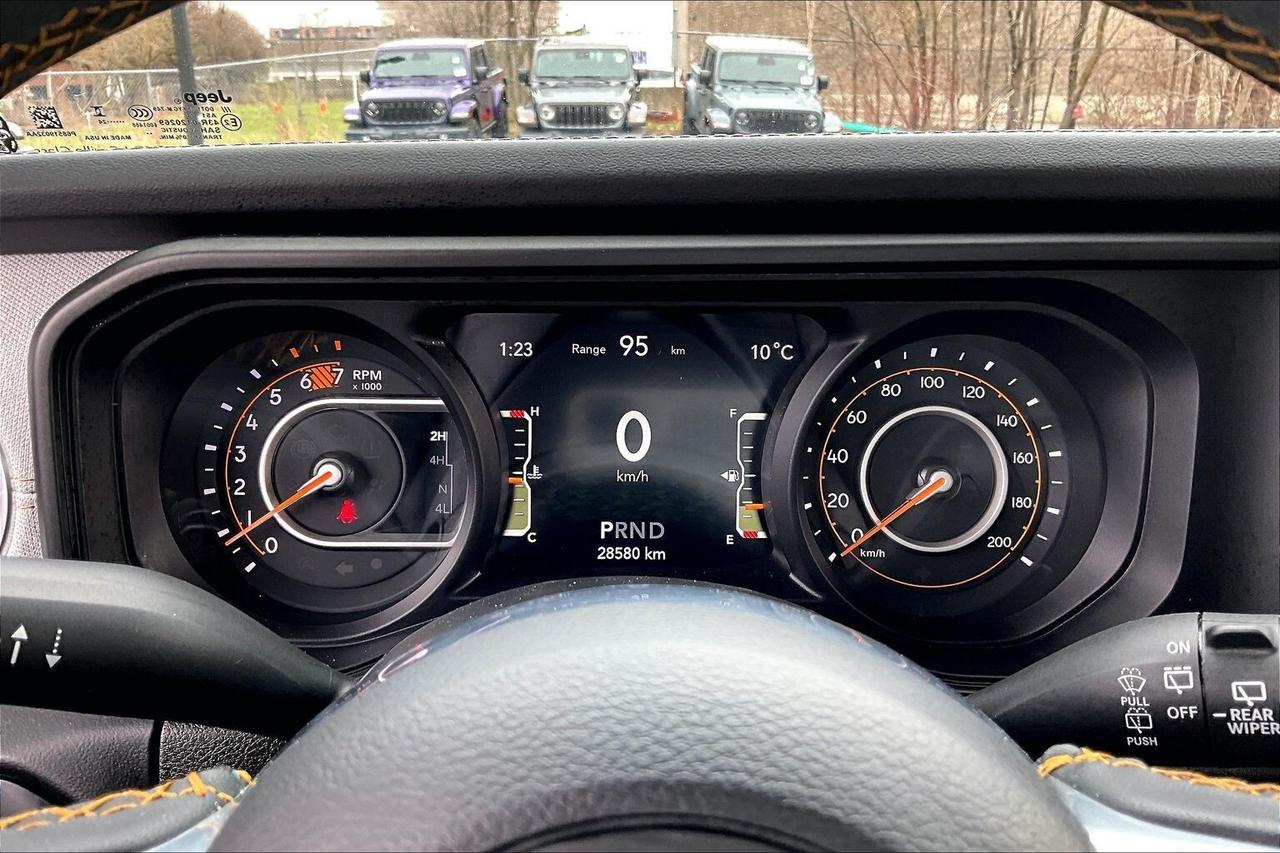 2024 Jeep Wrangler Sahara 4Dr V6 | 12.3" Screen | Side Steps | 4X4 Photo