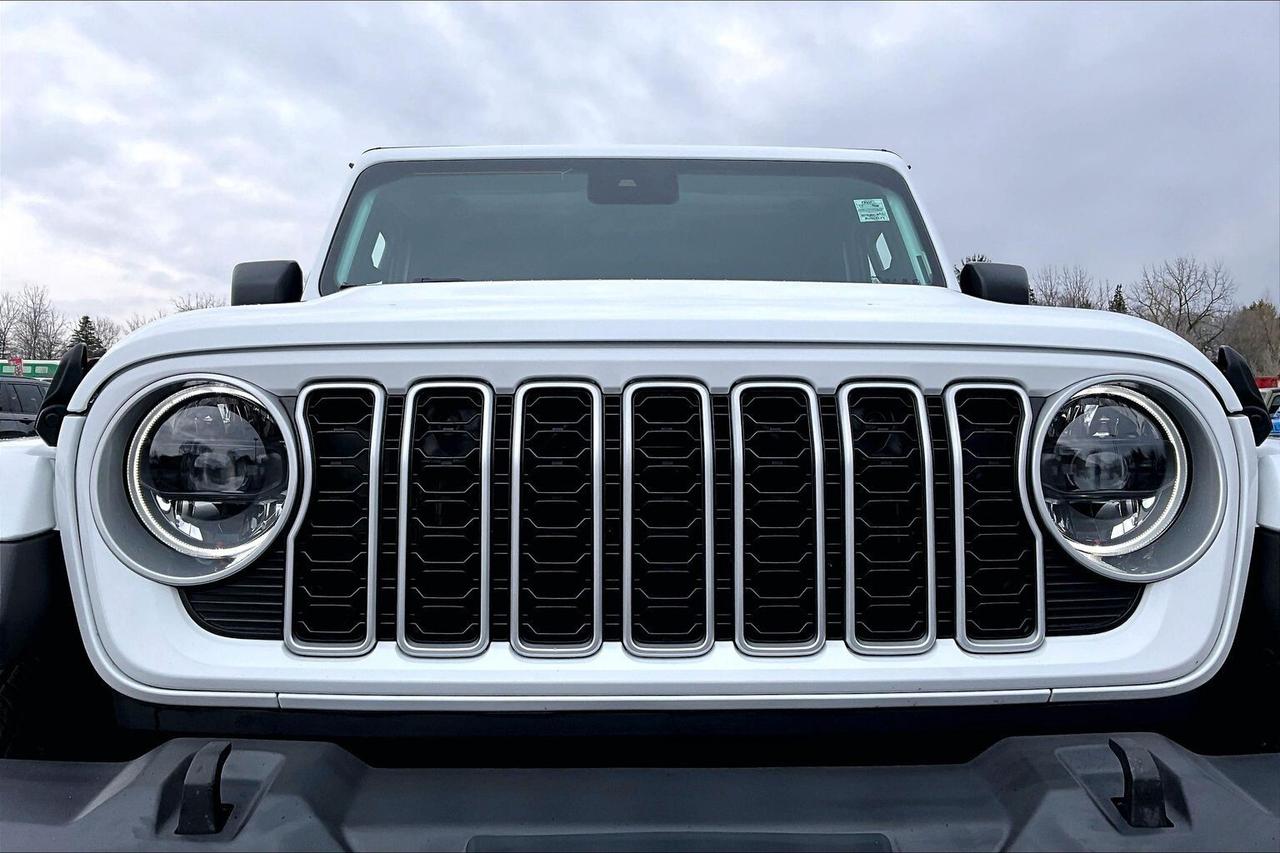 2024 Jeep Wrangler Sahara 4Dr V6 | 12.3" Screen | Side Steps | 4X4 Photo