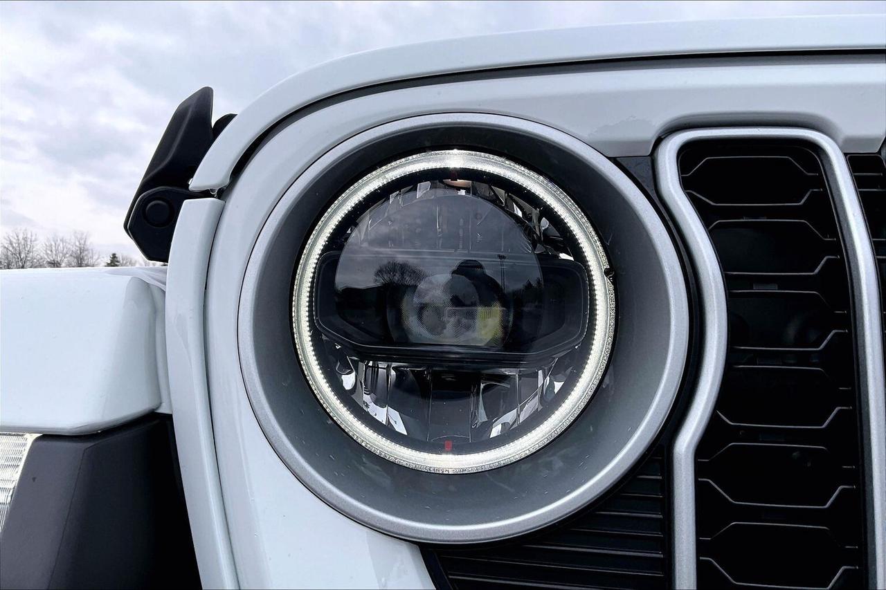 2024 Jeep Wrangler Sahara 4Dr V6 | 12.3" Screen | Side Steps | 4X4 Photo