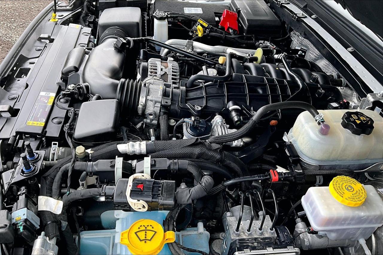 2024 Jeep Wrangler Sahara 4Dr V6 | 12.3" Screen | Side Steps | 4X4 Photo