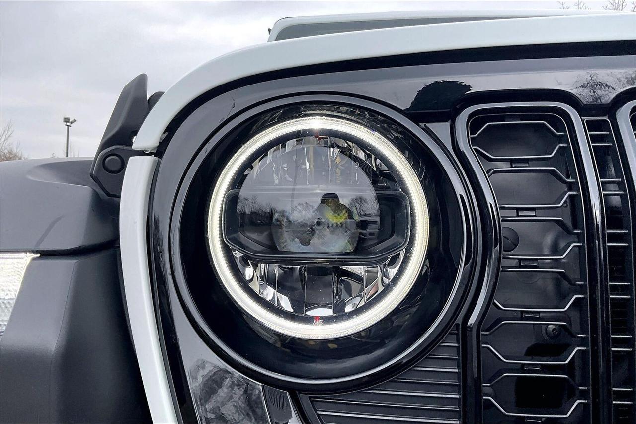 2025 Jeep Wrangler Willys 4Dr V6 | Heated Seats | Safety Group | 4X4 Photo