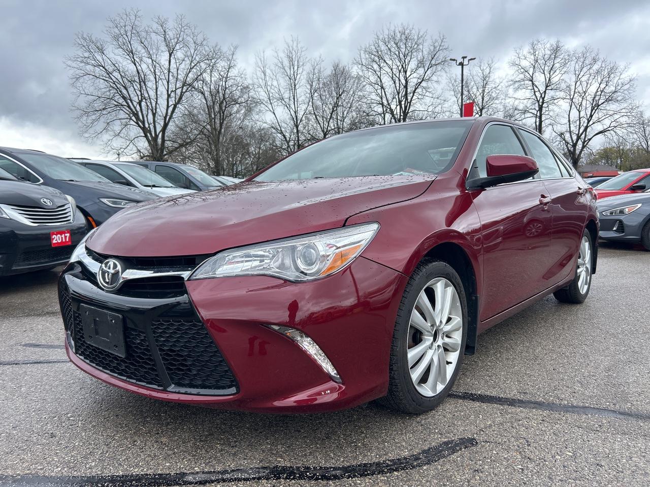 2016 Toyota Camry XSE, POWER SEATS, BACK UP CAMERA, HEATED CLOTH! - Photo #2