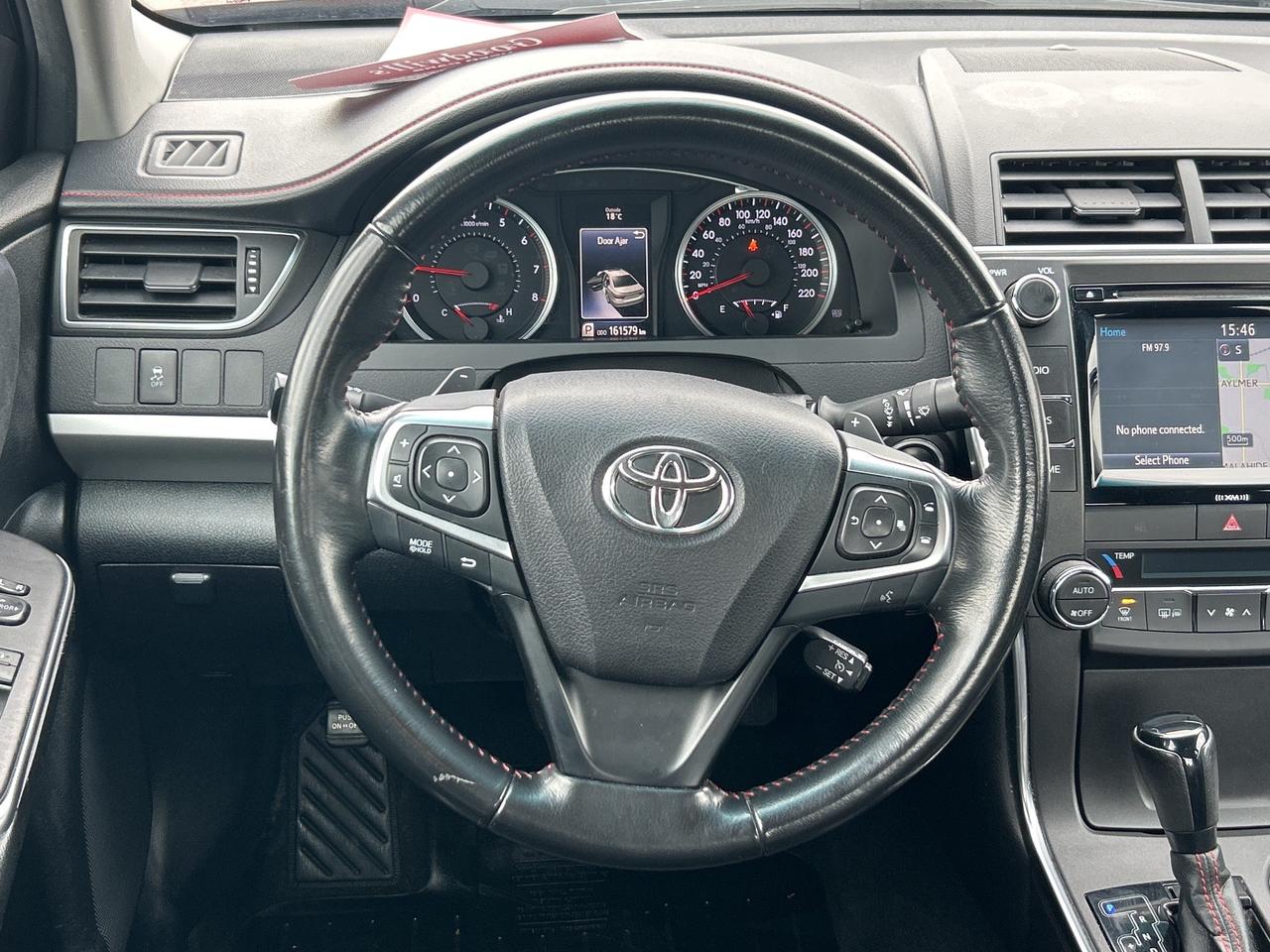 2016 Toyota Camry XSE, POWER SEATS, BACK UP CAMERA, HEATED CLOTH! - Photo #16