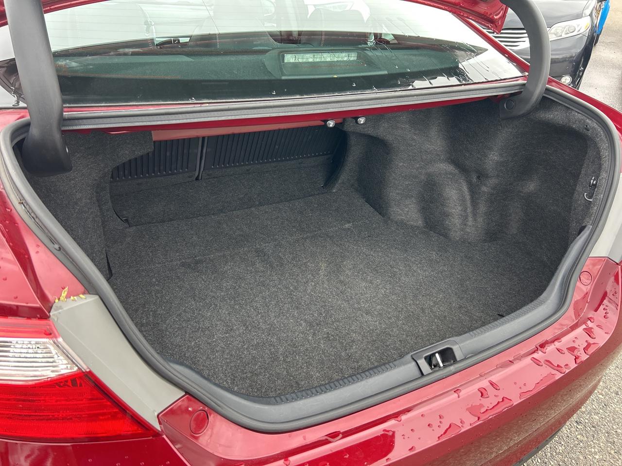 2016 Toyota Camry XSE, POWER SEATS, BACK UP CAMERA, HEATED CLOTH! - Photo #22