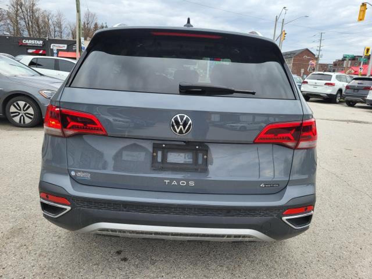 2022 Volkswagen Taos Highline Photo