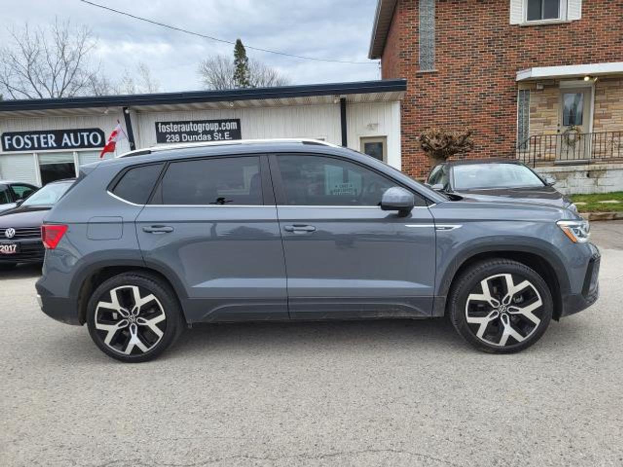 2022 Volkswagen Taos Highline Photo