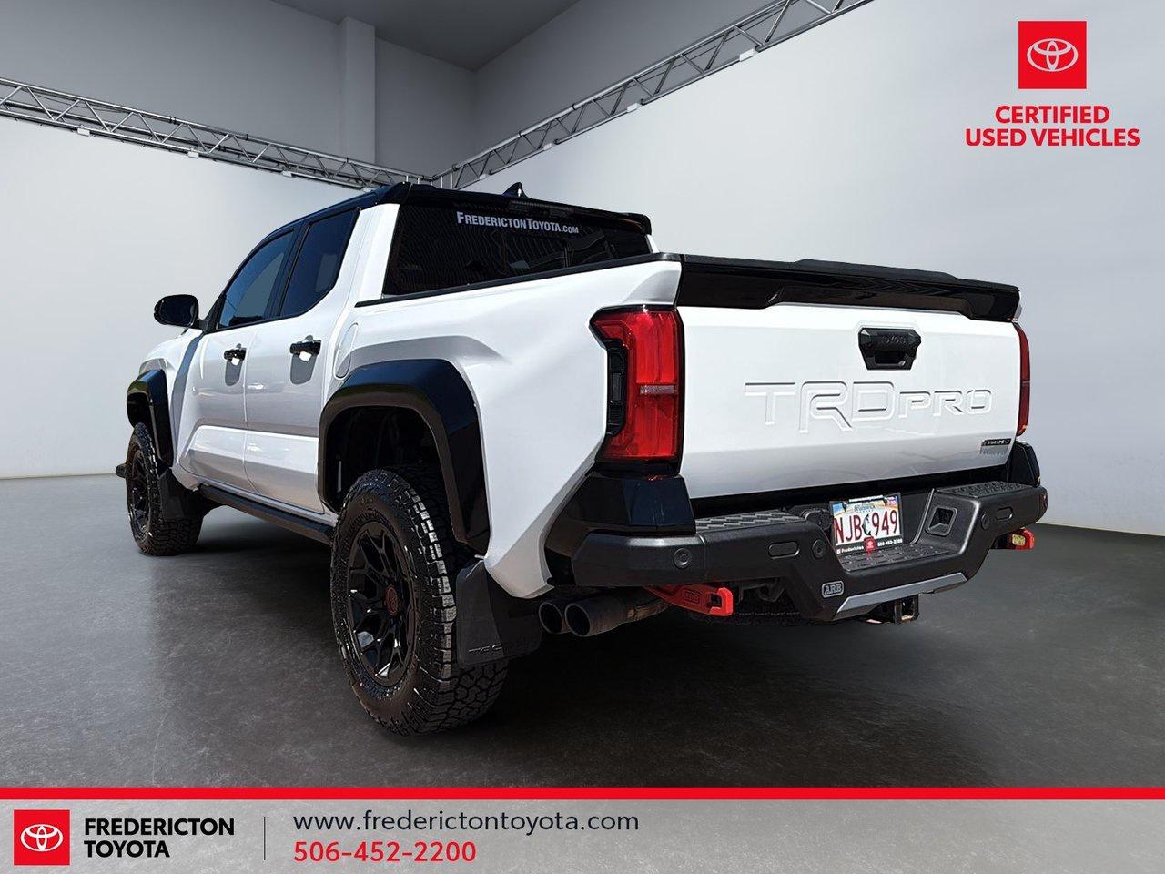 2024 Toyota TACOMA HYBRID TRD Pro Photo3