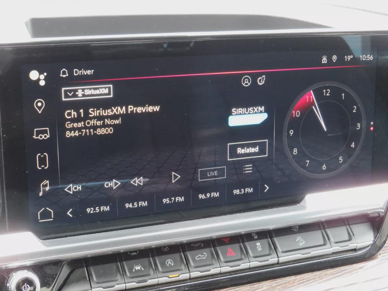 2024 GMC Sierra 1500 Elevation | Clean Title | 4WD | Tonneau Cover | Running Boards | Trailer Hitch | Brake Controller | Heated Seats | Photo