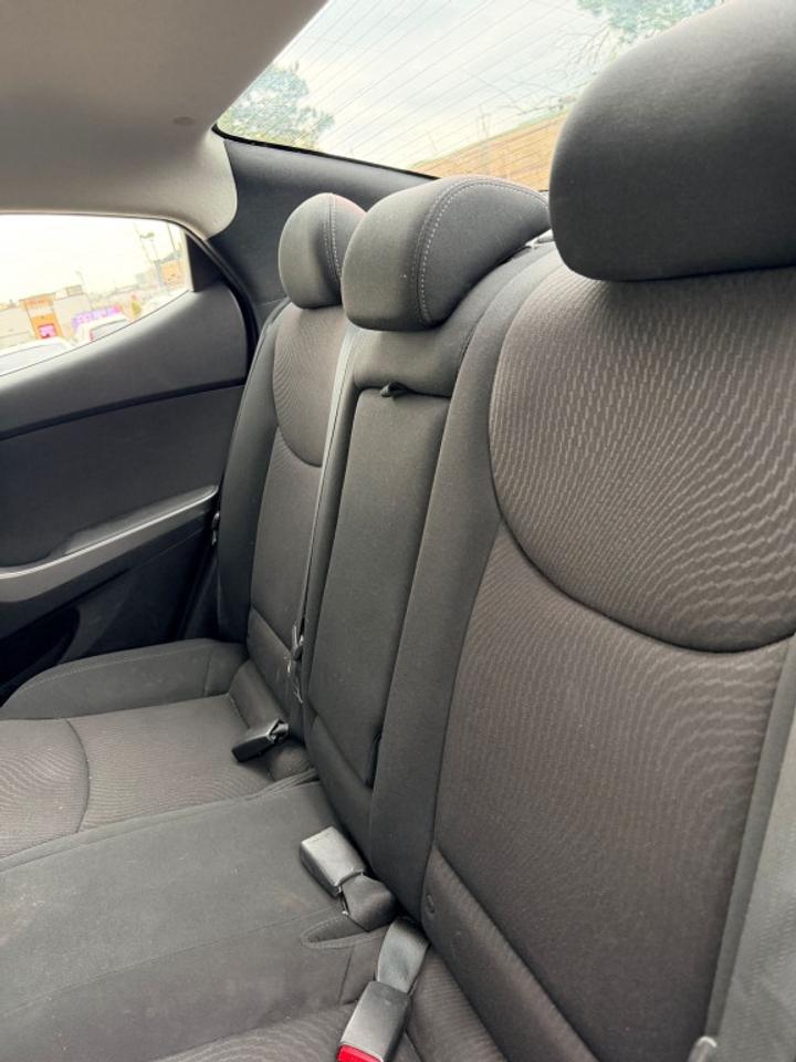 2016 Hyundai Elantra 4dr Automatic GL Photo