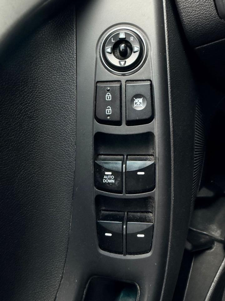 2016 Hyundai Elantra 4dr Automatic GL Photo