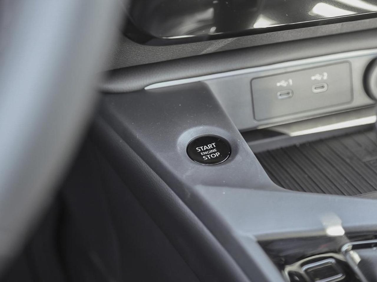 2026 Nissan Sentra SV Photo