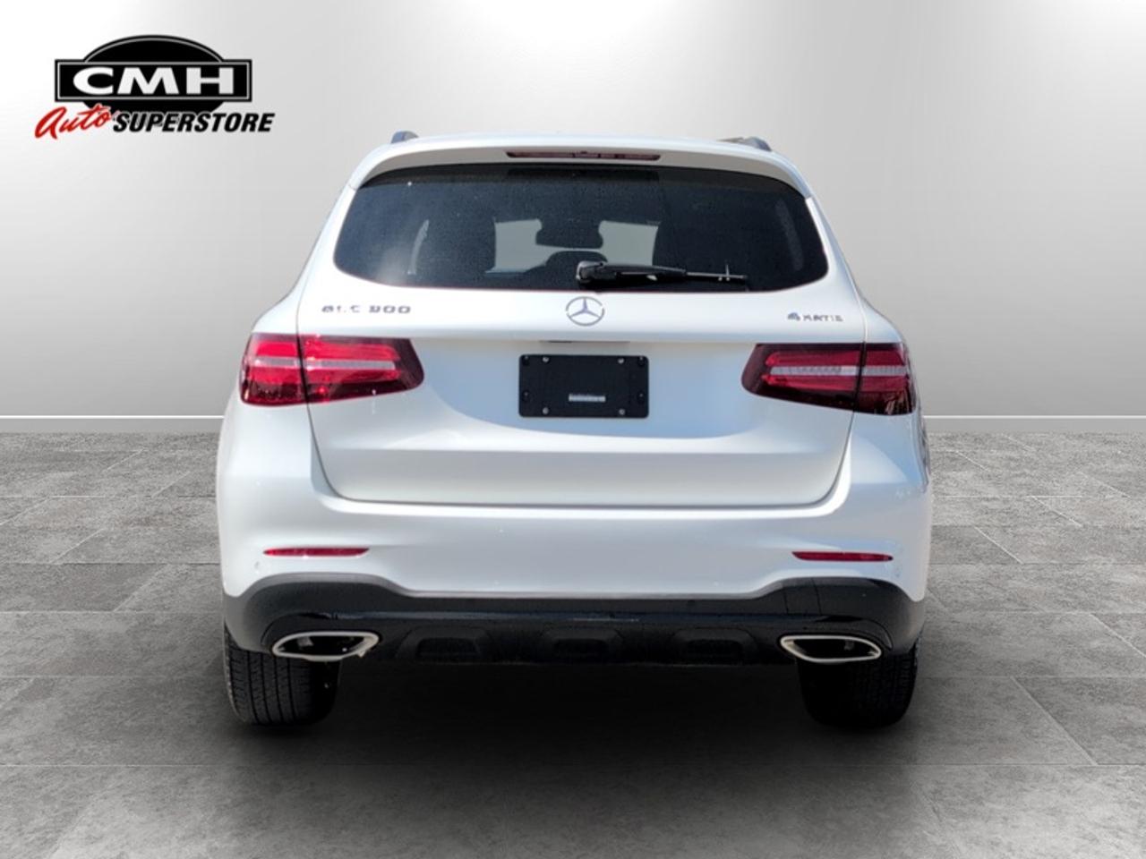 2019 Mercedes-Benz GLC 300 4MATIC®  **LOW MILEAGE** Photo