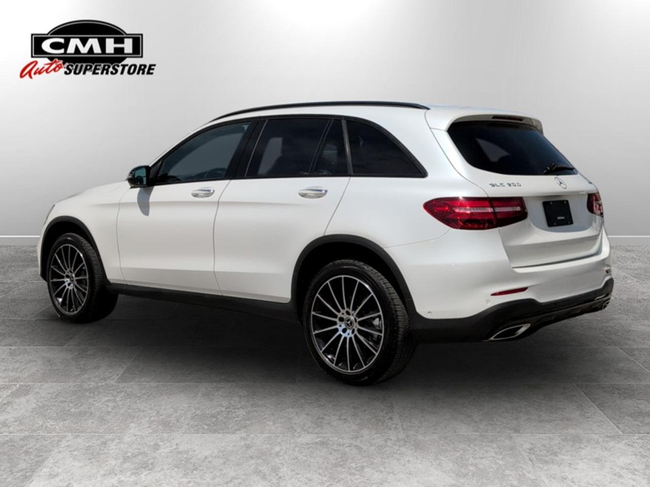 2019 Mercedes-Benz GLC 300 4MATIC®  **LOW MILEAGE** Photo