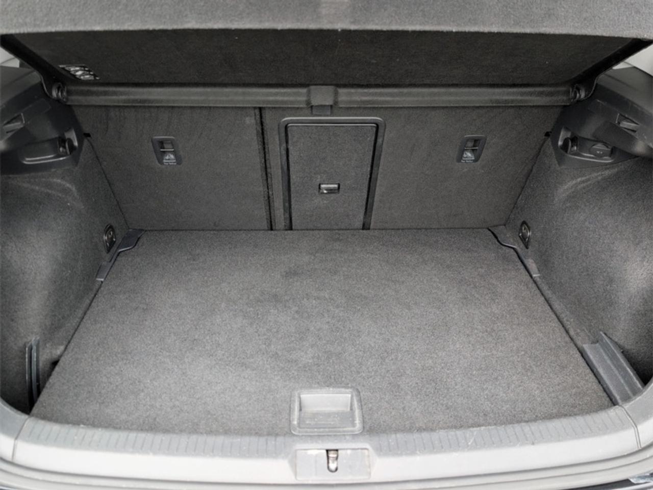 2018 Volkswagen Golf Trendline  **LOW KMS - CLEAN CF** Photo