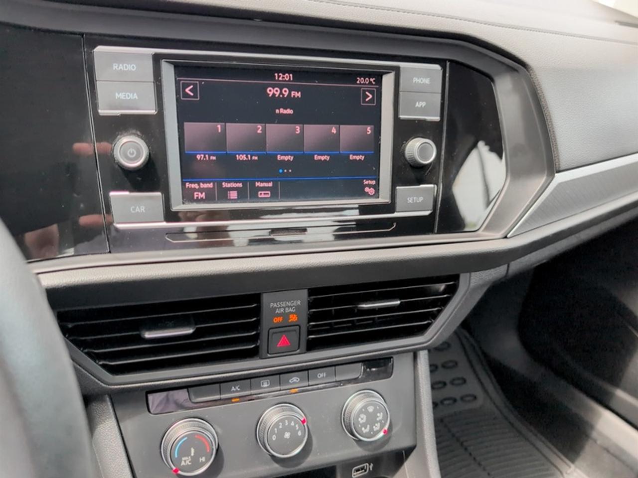 2019 Volkswagen Jetta Comfortline  *LOW KMS - CLEAN CF* Photo
