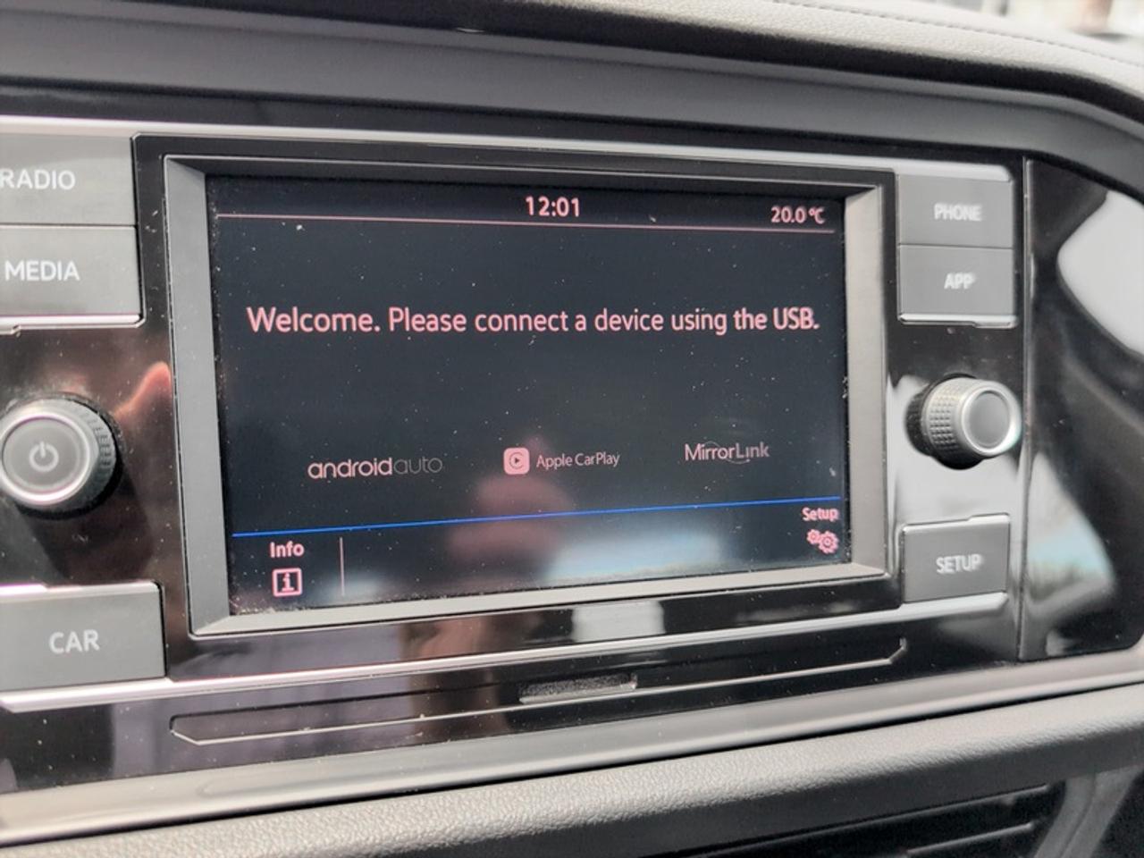 2019 Volkswagen Jetta Comfortline  *LOW KMS - CLEAN CF* Photo