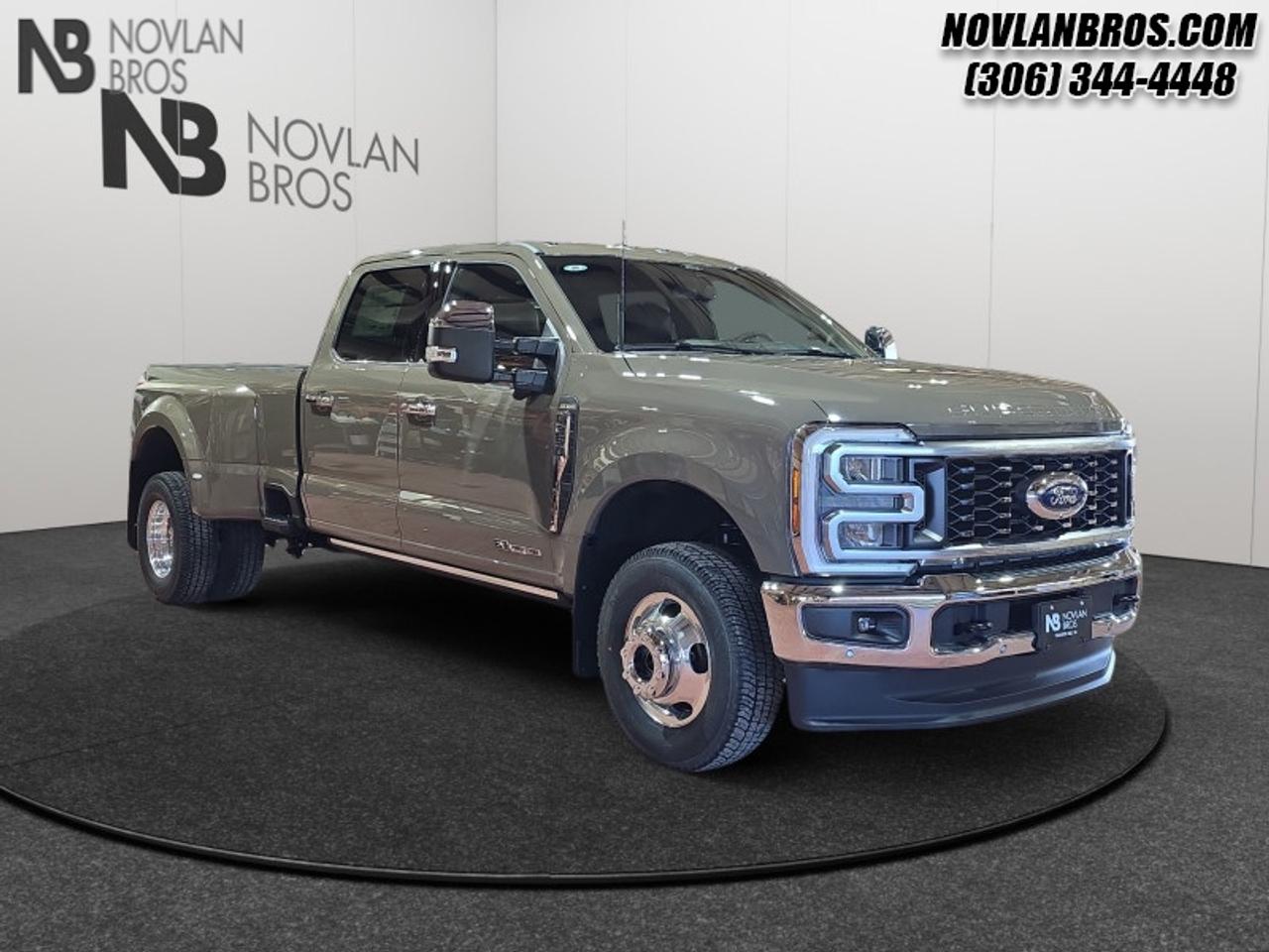 2026 Ford F-350 Super Duty King Ranch  - Diesel Engine Photo0
