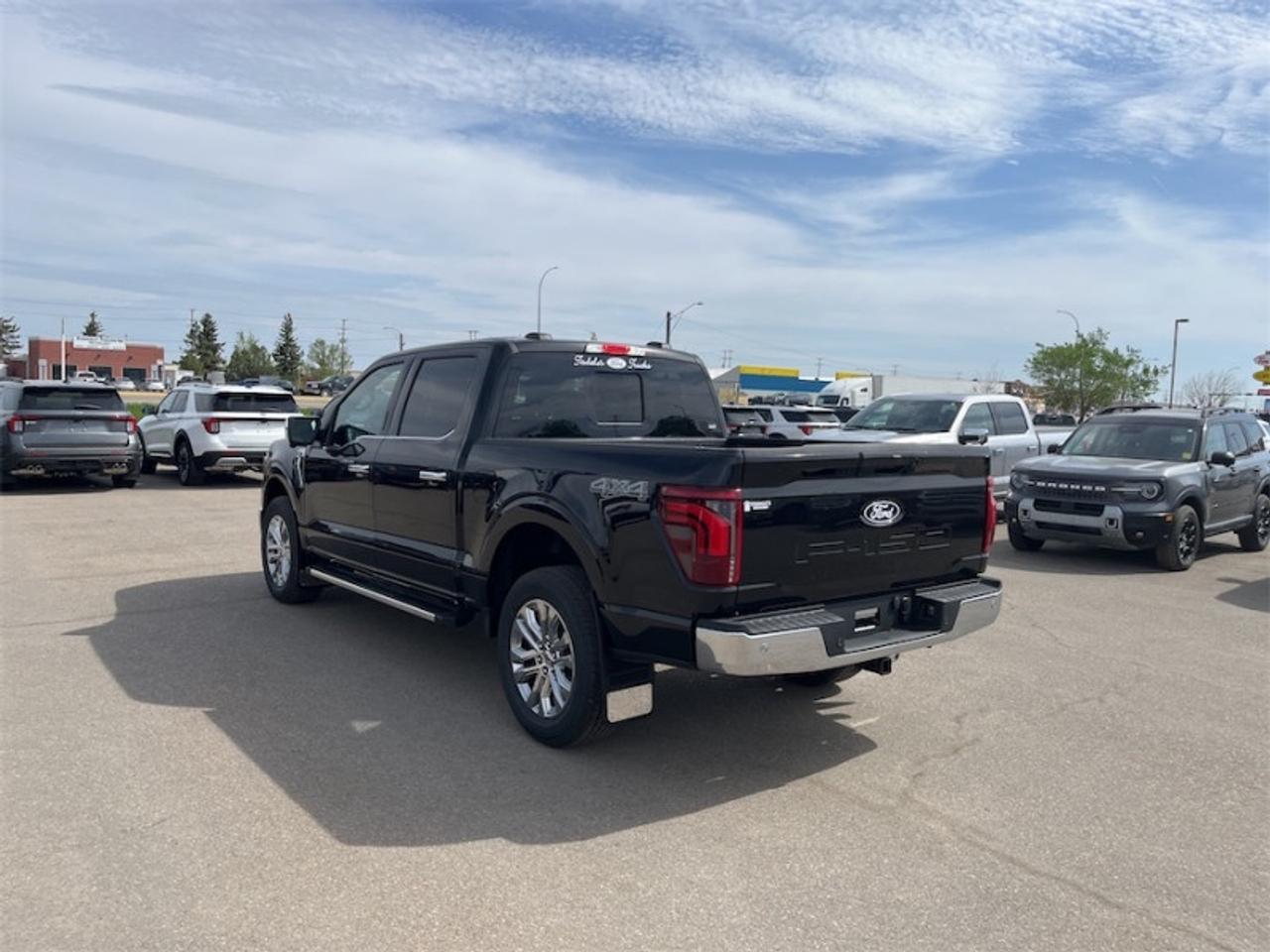 2026 Ford F-150 Lariat  - Tow Package Photo5