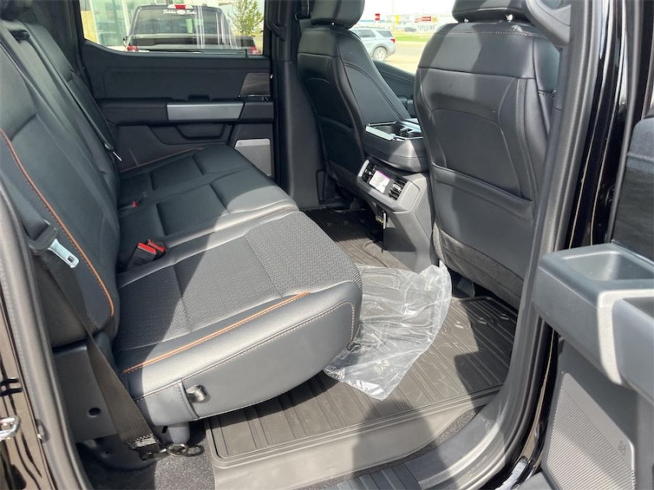 2026 Ford F-150 Lariat  - Tow Package Photo5