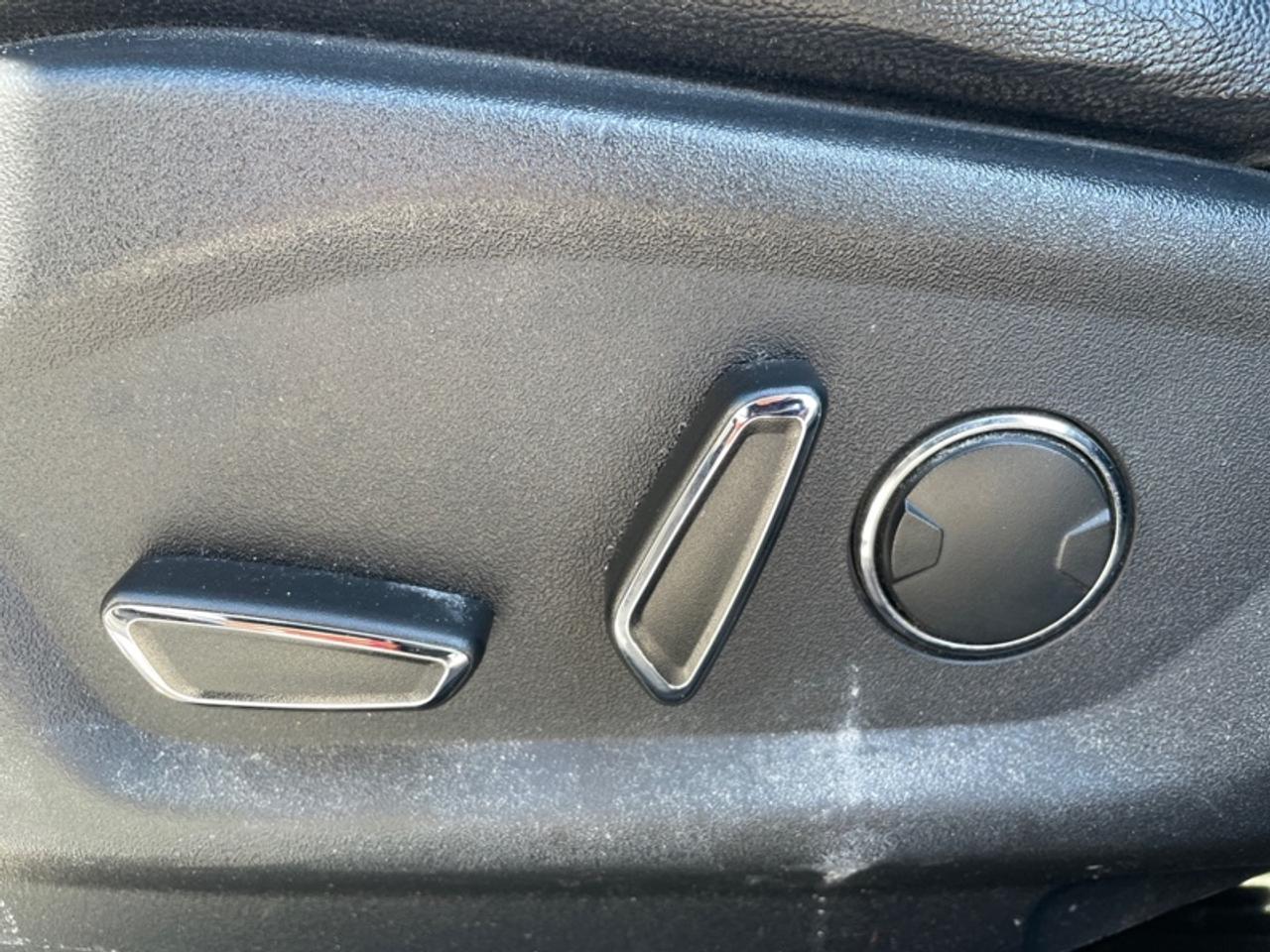 13930557