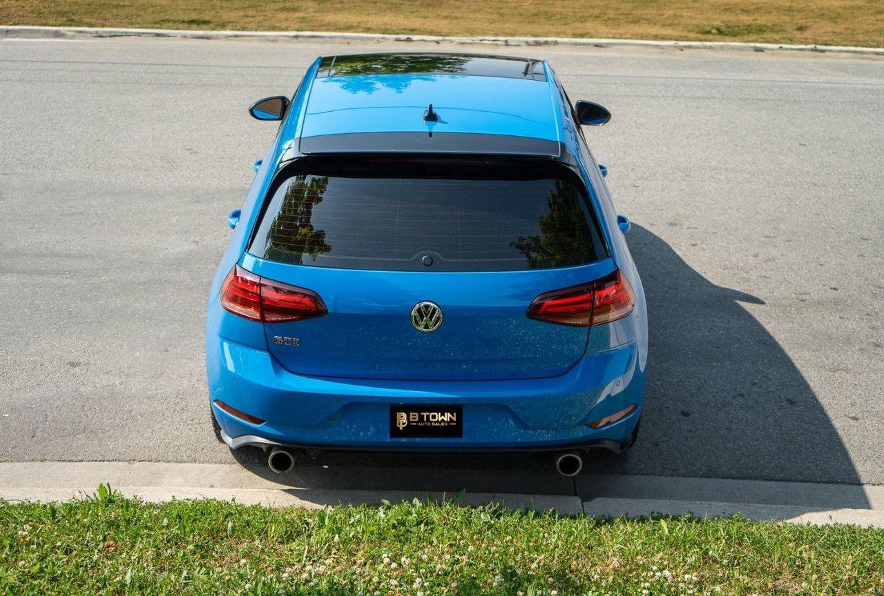 2021 Volkswagen Golf GTI Autobahn Photo