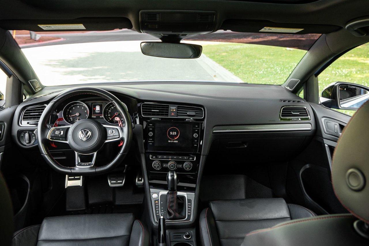 2021 Volkswagen Golf GTI Autobahn Photo