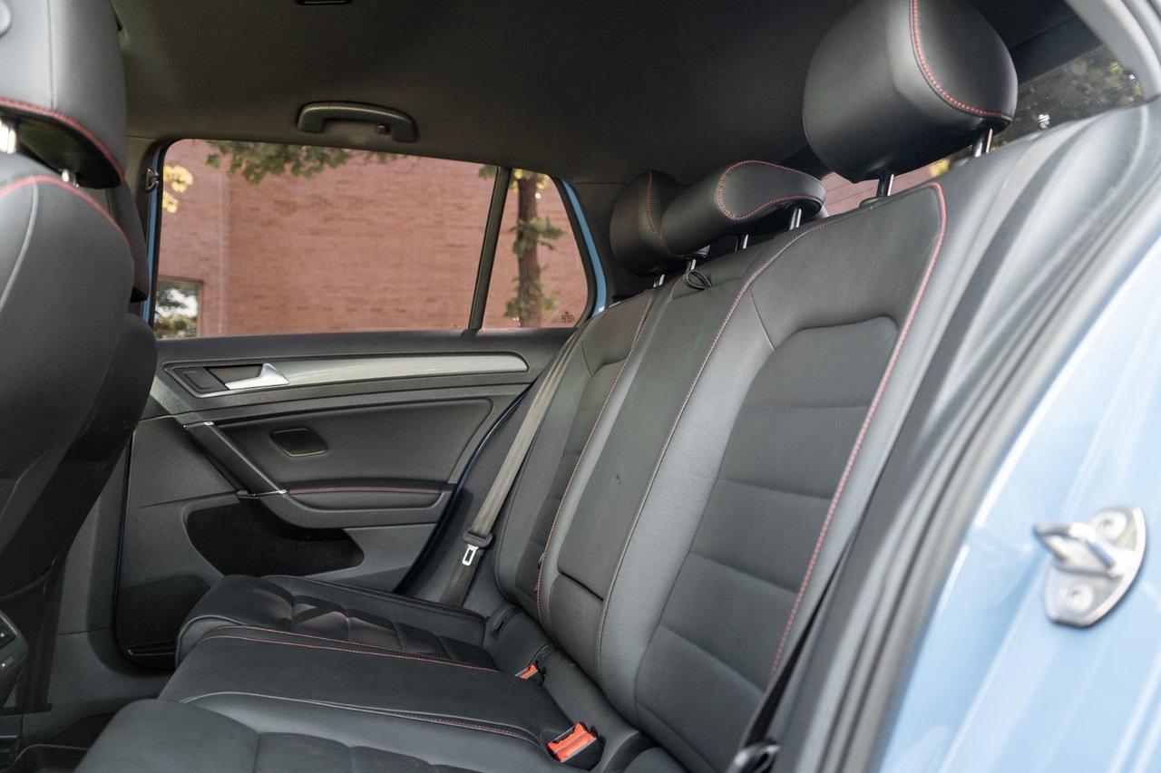 2021 Volkswagen Golf GTI Autobahn Photo