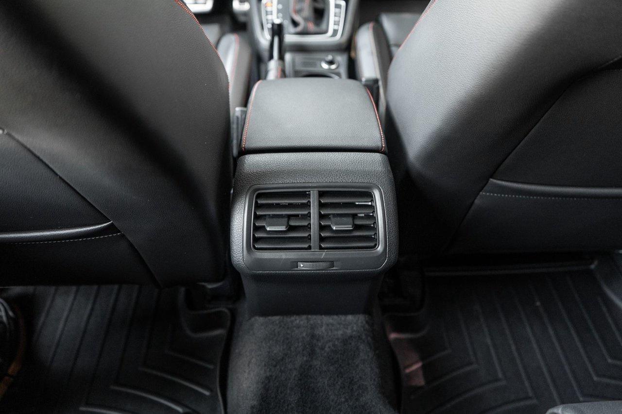 2021 Volkswagen Golf GTI Autobahn Photo