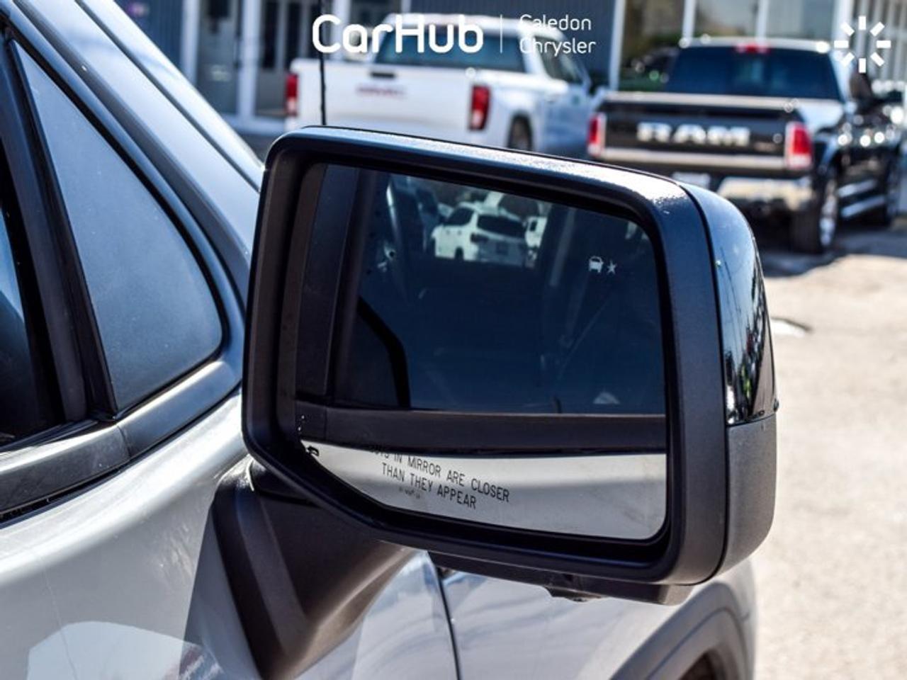 2024 GMC Sierra 1500 Elevation 4WD Crew Cab 157"5.3L Leather 5 passengers with captain chair Photo