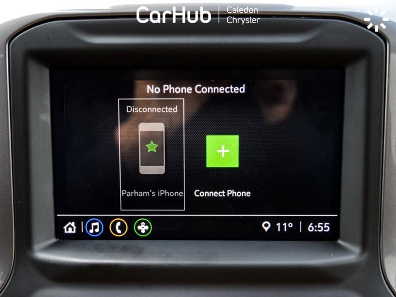 2024 GMC Sierra 1500 Pro 4WD Crew Cab 157" 5.3L 6 Passenger Lane Assist Bluetooth Photo