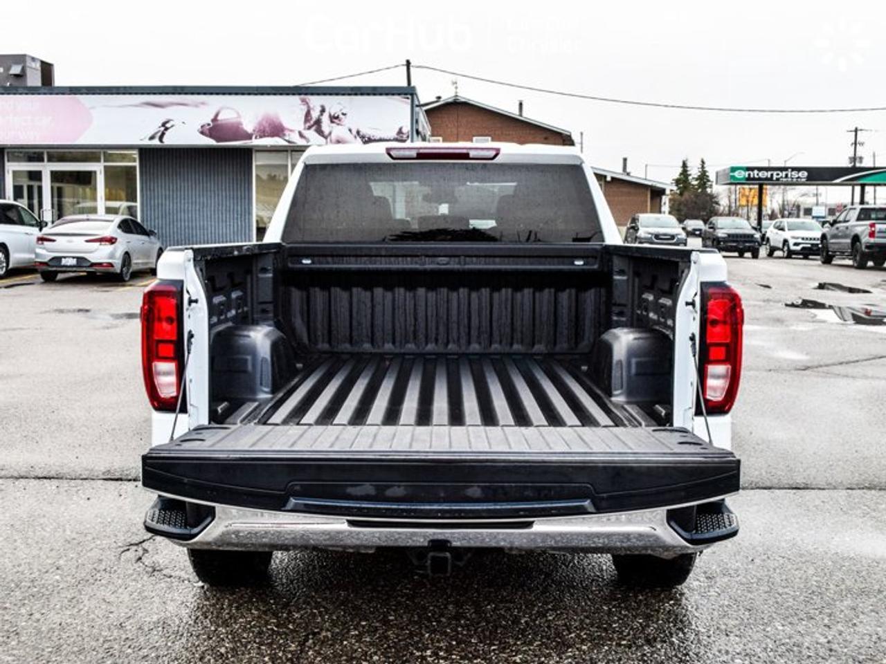 2024 GMC Sierra 1500 Pro 4WD Crew Cab 157" 5.3L 6 Passenger Lane Assist Bluetooth Photo
