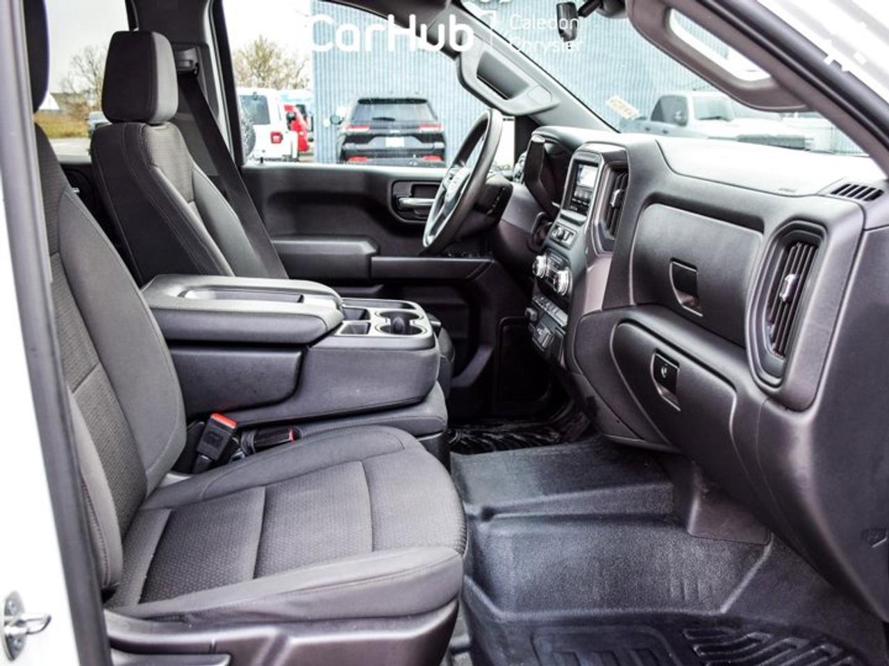2024 GMC Sierra 1500 Pro 4WD Crew Cab 157" 5.3L 6 Passenger Lane Assist Bluetooth Photo