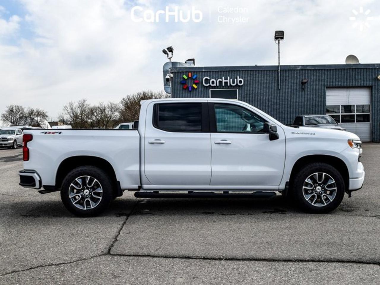 2024 Chevrolet Silverado 1500 RST 4WD Crew Cab 147" RST5.3L Leather 5 passengers with captain chair Photo
