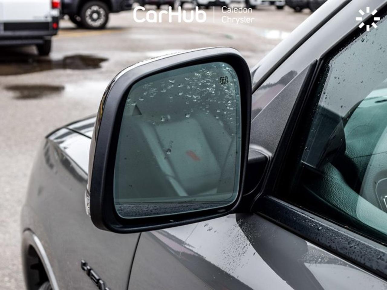 2024 Dodge Durango R/T  AWD 5.7L HEMI 7 Seater Sunroof Remote Start 20"Alloy Rims Photo