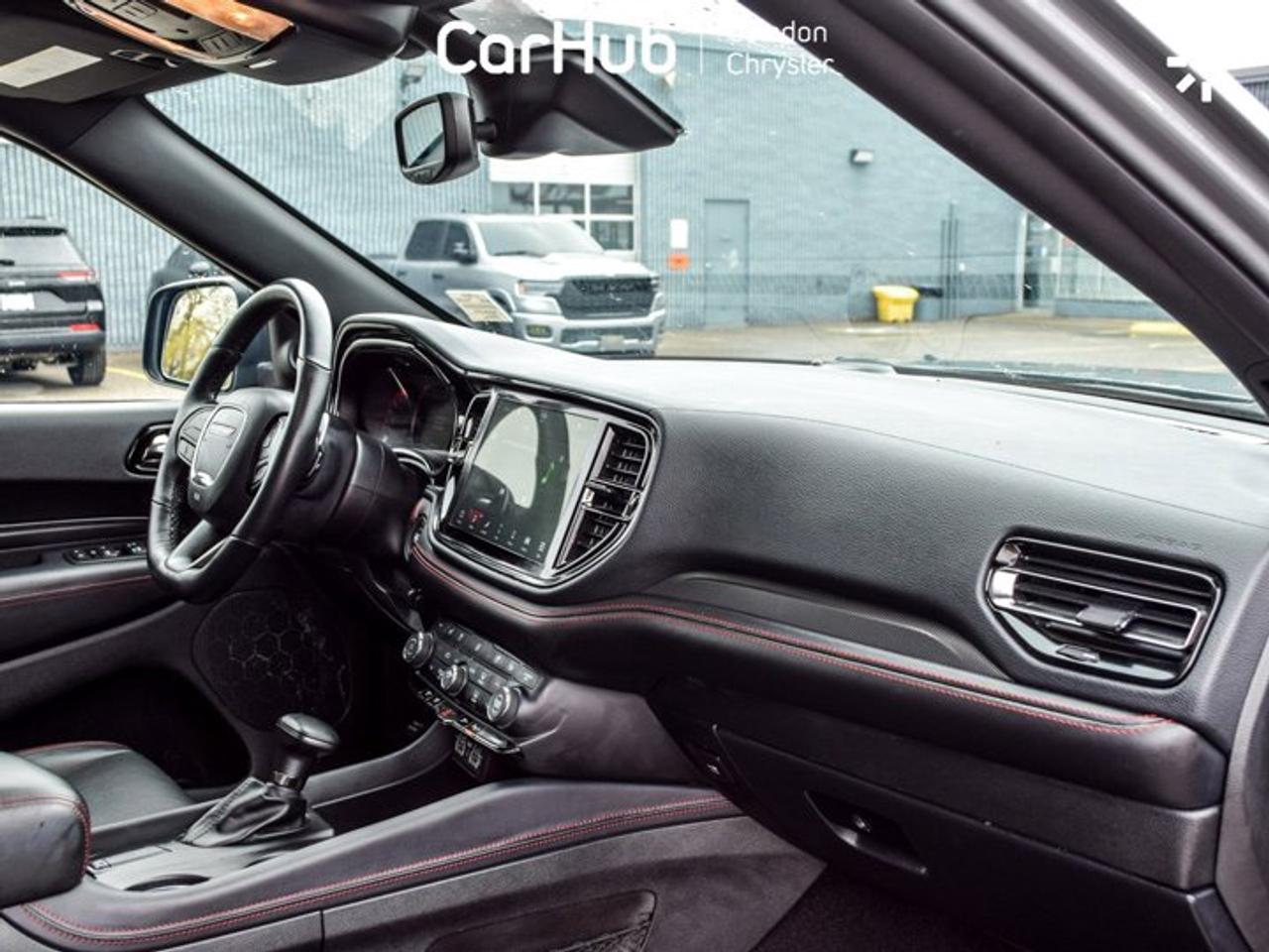 2024 Dodge Durango R/T  AWD 5.7L HEMI 7 Seater Sunroof Remote Start 20"Alloy Rims Photo