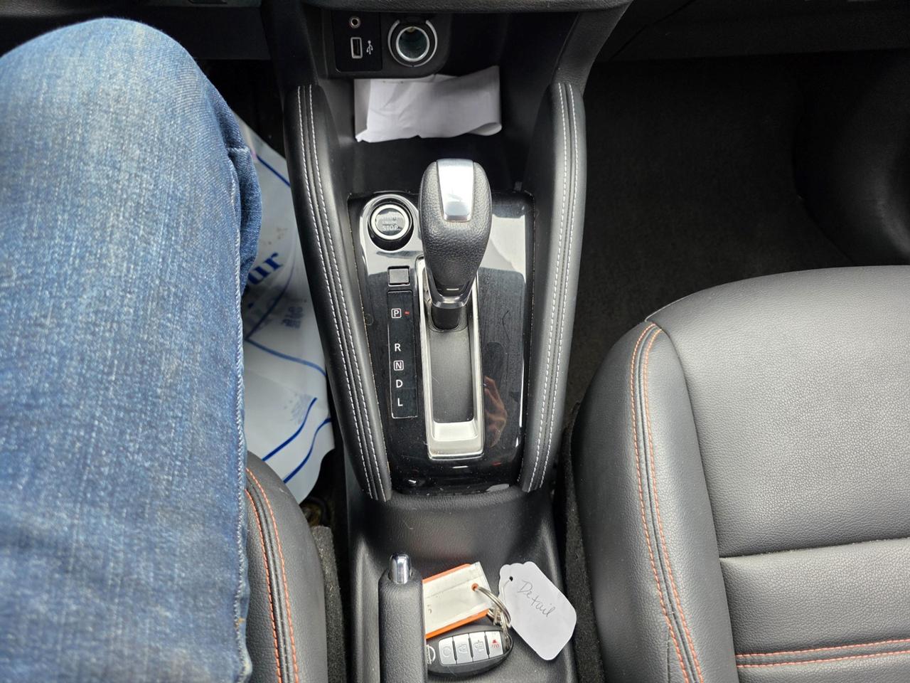 2018 Nissan Kicks SR Photo