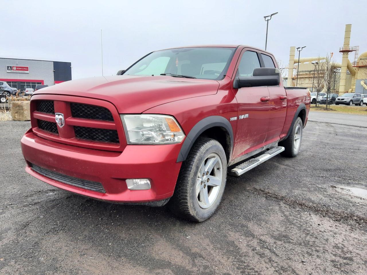 RAM 1500 5.7L - Collecteur déchappement a changer. Trouble de transmission possible - A verifier.