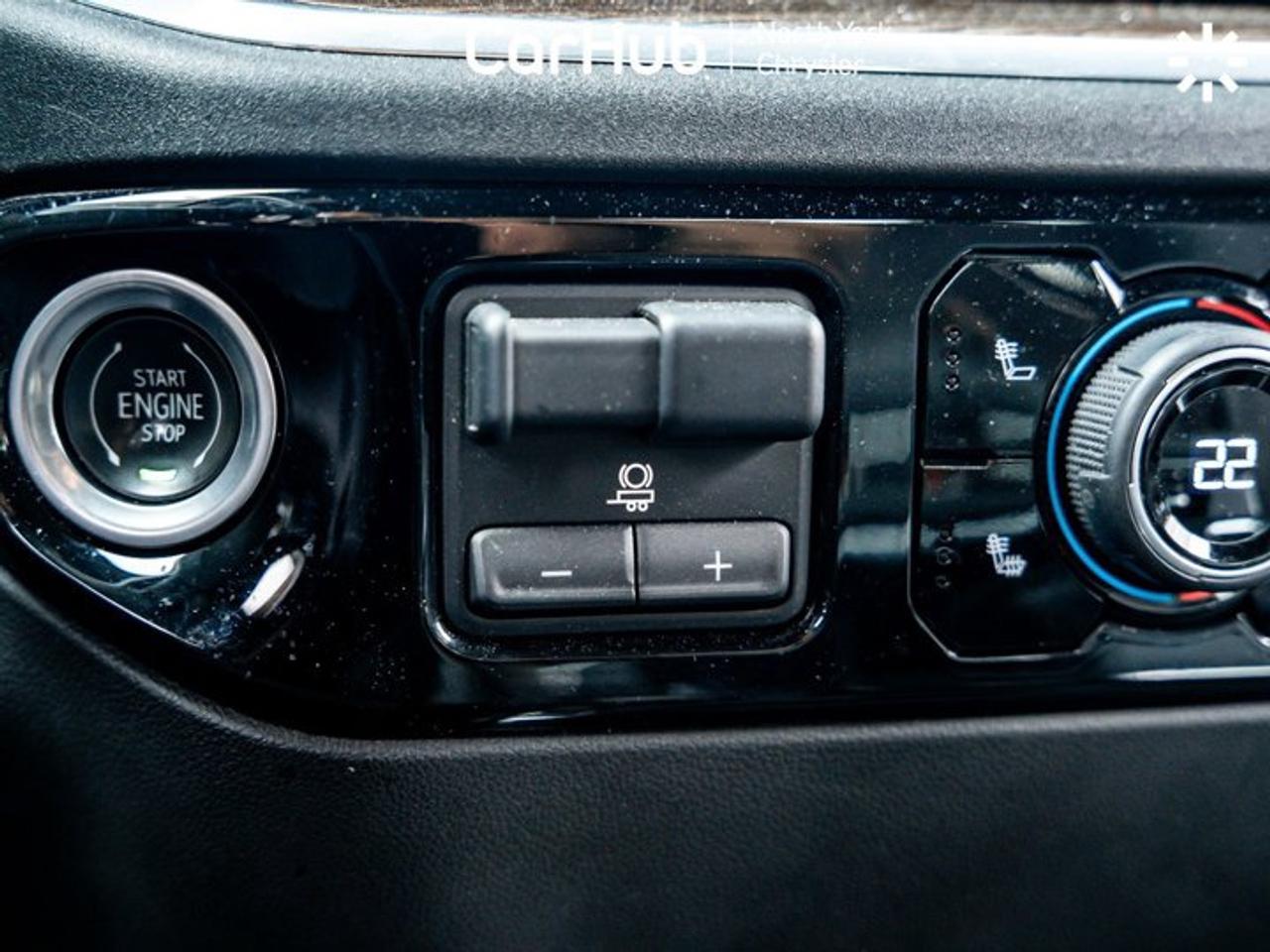 2024 Chevrolet Silverado 1500 RST 147'' V8 13.4'' Screen Captain Seats  Bose Audio Photo