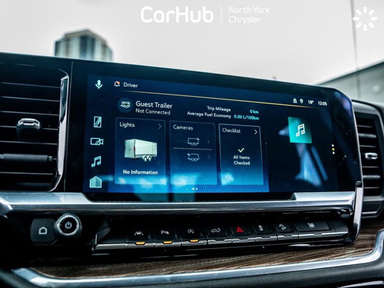 2024 Chevrolet Silverado 1500 RST 147'' V8 13.4'' Screen Captain Seats  Bose Audio Photo