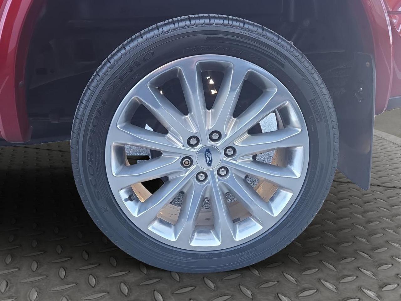 2019 Ford F-150 Limited  Photo