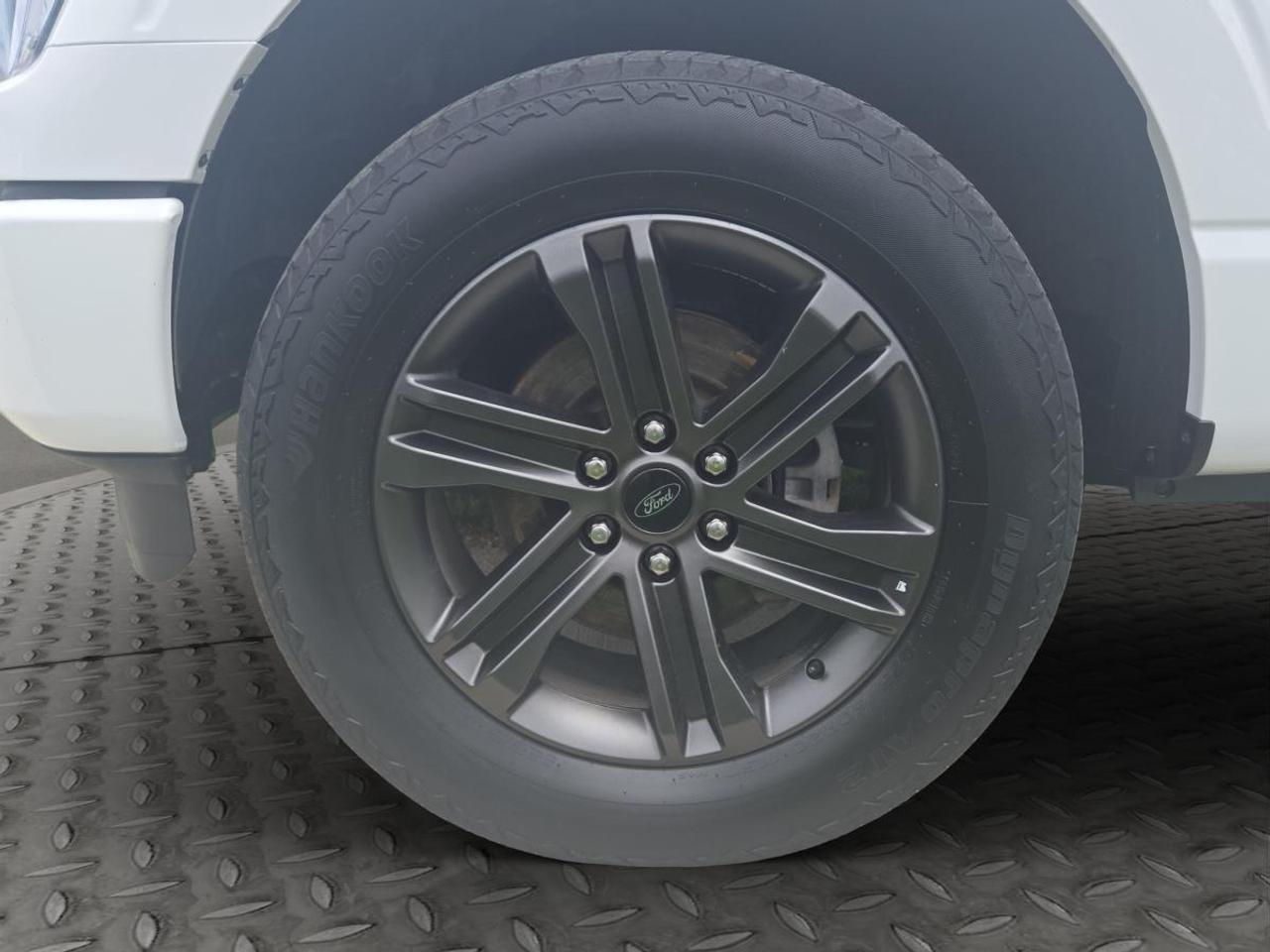 2022 Ford F-150 Lariat Photo