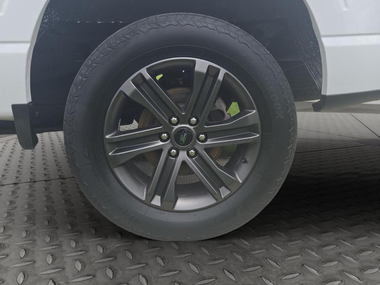 2022 Ford F-150 Lariat Photo