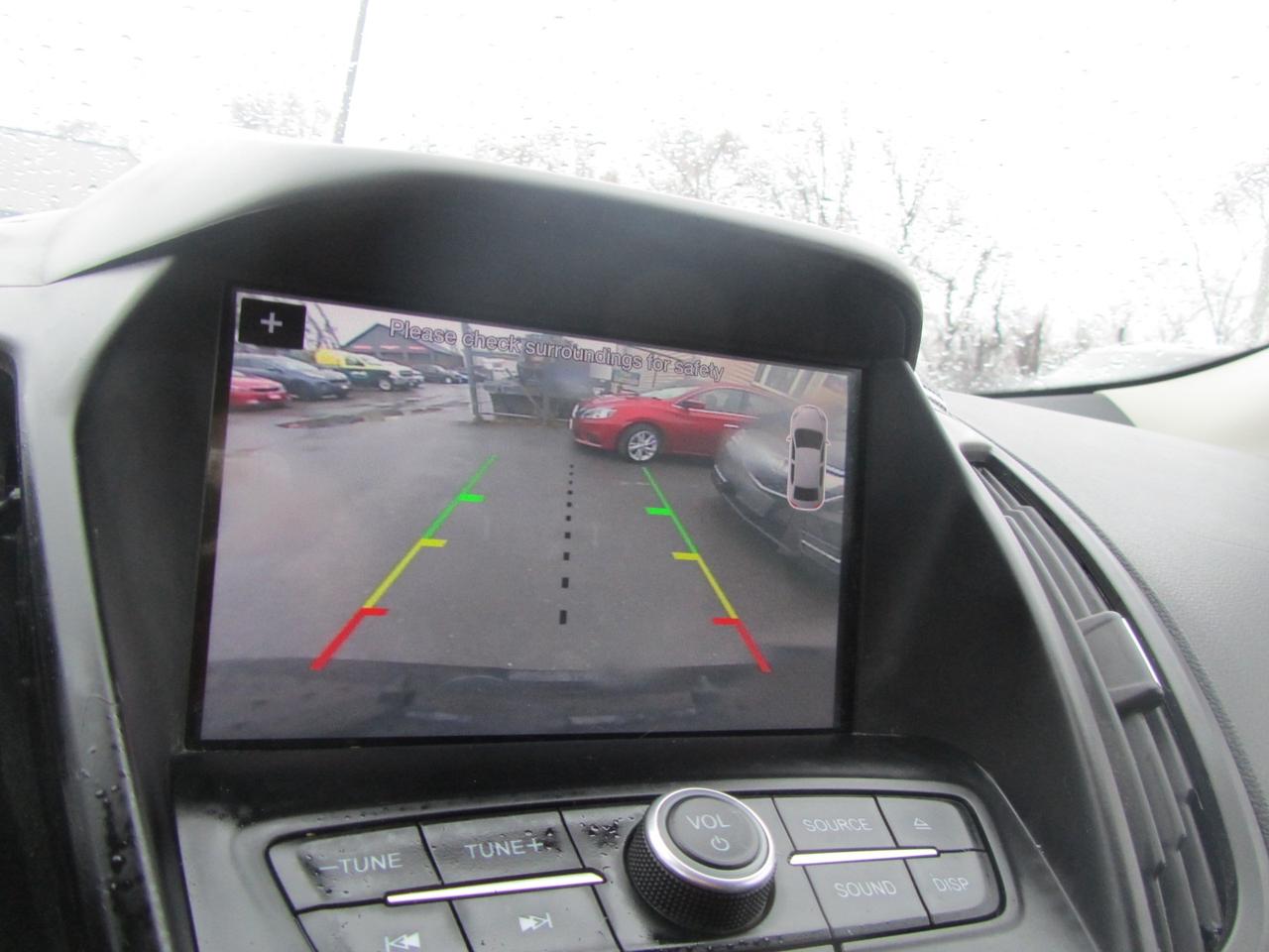 2017 Ford Escape SE FWD Photo