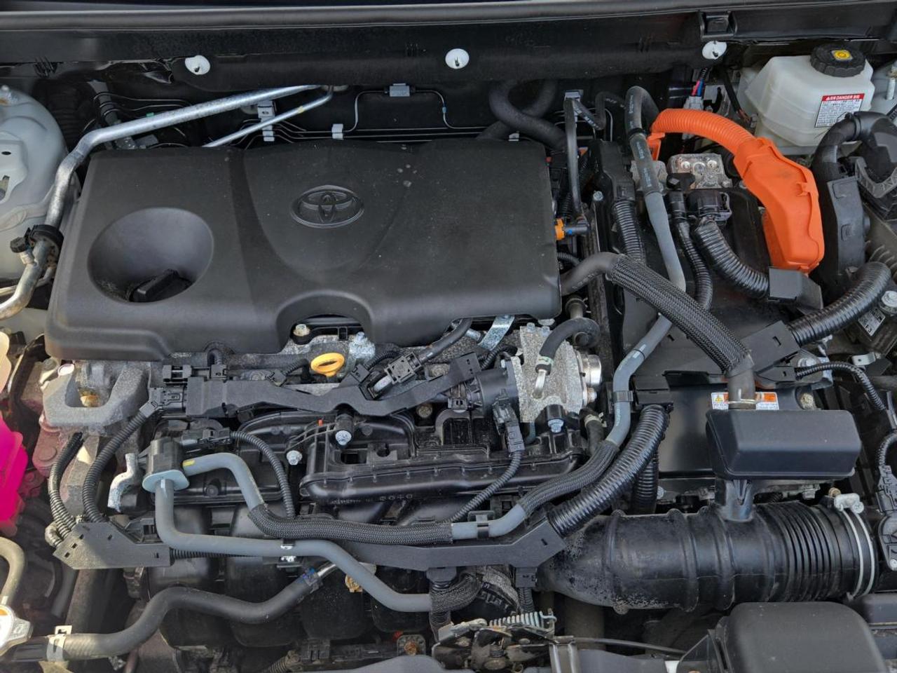 2023 Toyota RAV4 Hybrid XSE Photo