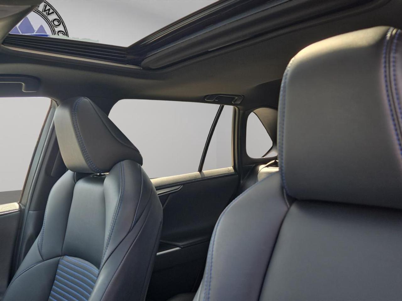 2023 Toyota RAV4 Hybrid XSE Photo