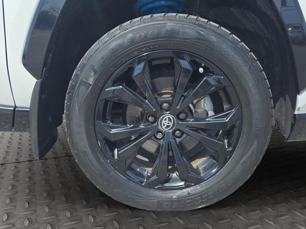 2023 Toyota RAV4 Hybrid XSE Photo