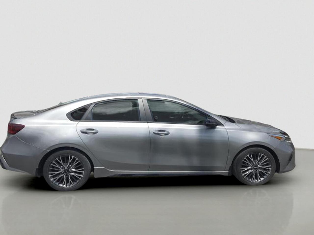 2023 Kia Forte Sedan GT-Line IVT Photo