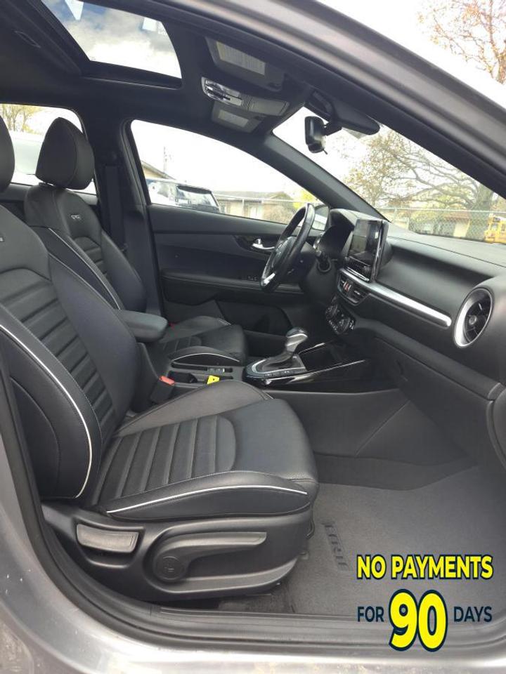 2023 Kia Forte Sedan GT-Line IVT Photo