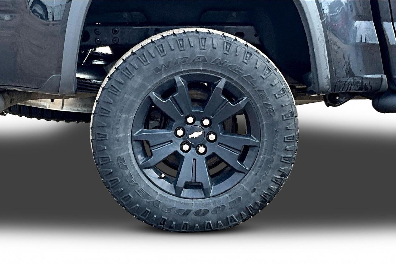 2019 Chevrolet Colorado | LOW KMs! | 4x4 | 3.6L V6 | Crew Cab | North Bay Photo